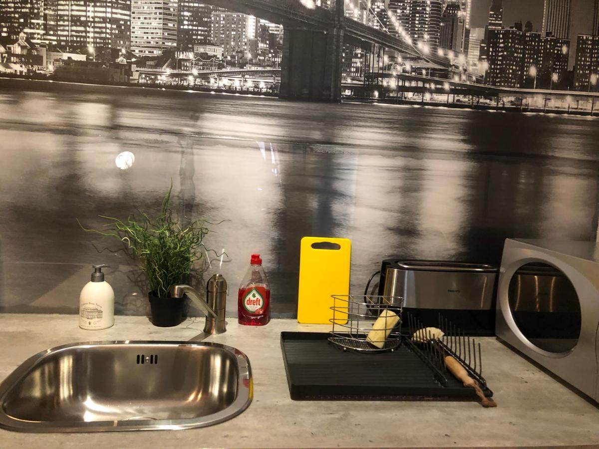 New York Loft - Fully Equipped And Available Long-Term - Perfect Location In City Center Lägenhet Namur Exteriör bild